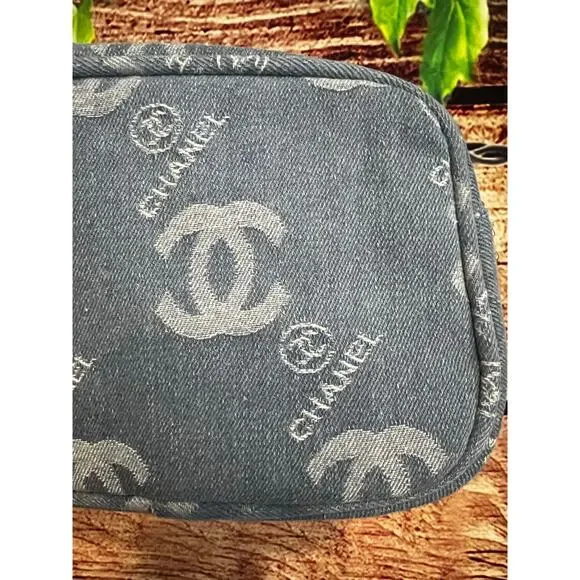 Denim Crossbody Light Blue w/ Gold Hardware Accents 9x5.5x2.5 - Picture 3 of 5